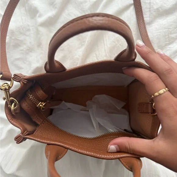 Marc Jacobs Rich Brown Leather Tote - Picture 3 of 3